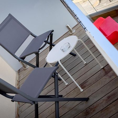 קאלבי Hotel Mediterranee מראה חיצוני תמונה