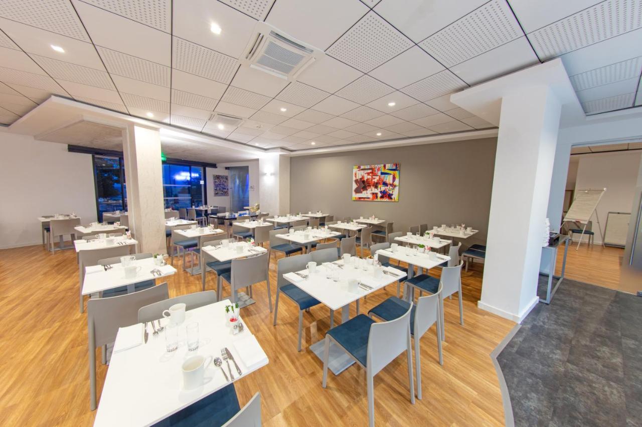 קאלבי Hotel Mediterranee מראה חיצוני תמונה