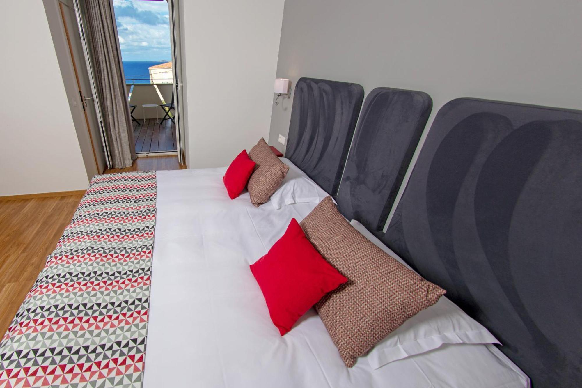 קאלבי Hotel Mediterranee מראה חיצוני תמונה